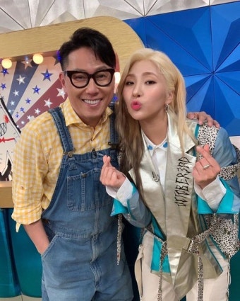 “오늘 라스 보세요” 윤종신, 함소원→송가인과 미소 활짝[SNS컷]