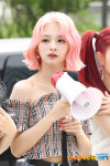 프로미스나인 이나경 ‘핑크색 헤어랑 찰떡’[포토엔HD]