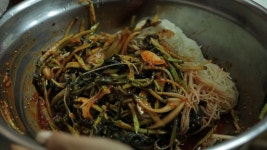 ‘아내의 맛’ 송가인, 집밥 송선생? 열무비빔국수 레시피 공개[오늘TV]