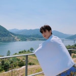 차은우, 피아노도 잘 치는 얼굴 천재 ‘부족한 게 뭐죠’[SNS★컷]