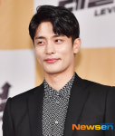  성훈  ‘여심사로잡는 심쿵 눈빛’ [포토엔HD]