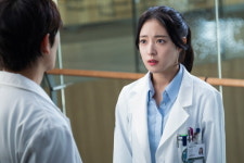 ‘의사 요한’ 냉랭한 지성X이세영, 예사롭지 않은 의사케미