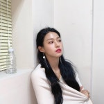 설현, 멍한 표정도 우아한 여신 ‘비주얼 끝판왕답네’[SNS★컷]