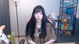 아프리카TV 공식 BJ 커플 킴성태·수미 8년 연애 종결 “나쁘게 안 헤어져”