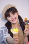 ‘하프 홀리데이’ 김유정 촬영현장 공개, 이토록 사랑스러운 알바생이라니