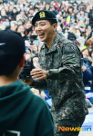정용화 만기 전역, 가을에 활짝 핀 함박 웃음[포토엔HD]