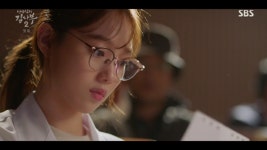 ‘낭만닥터 김사부2’ 열혈닥터 이성경, 개인기는 1등 취미는 공부