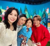 신동엽-정선희-토니안-장예원 ‘동물농장’ 패밀리 훈훈 단체샷[SNS★컷]