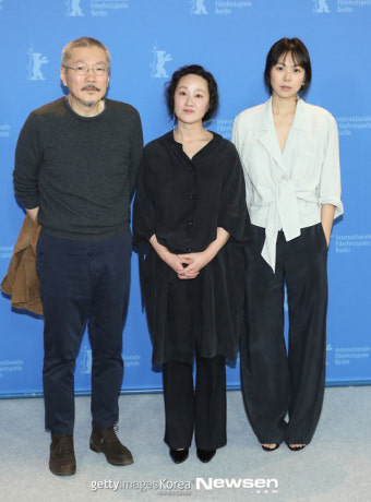 김민희, 홍상수와 함께 베를린으로 출국... 그 자연이 네게 뭐라고 하니 제75회 베를린국제영화제 공식 초청