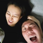 머리끄댕이 잡은 장윤정♥도경완, 이게 바로 현실 부부의 세계 “행복해”[SNS★컷]