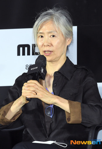 예수정, ‘간호중’으로 인사드려요~[포토엔HD]