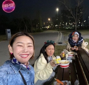 ‘여은파’ 한혜진 박나래 화사, 심야 한강데이트 “사만다 찐텐 행복”[SNS컷]