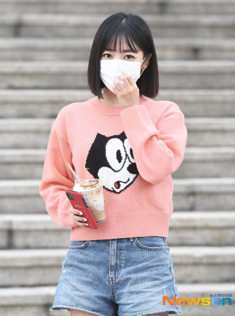 에이핑크 김남주 ‘데뷔 9년 만에 솔로 출근길’[포토엔HD]