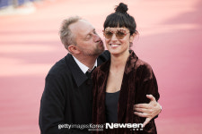 메누아 포엘부르데, 이 시국에 뽀뽀?(도빌 아메리칸 영화제)[포토엔HD]