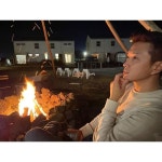 진태현, ♥박시은 찍어줬나...날렵한 옆선 자랑 [SNS★컷]