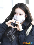 우연  (우아!) ) ‘출근길, 매력 넘치는 눈빛’[포토엔HD]
