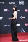 ‘씨네타운’ 박하선 “마마 시상식 파격 드레스, 단발머리일 때 꼭 입고 싶었다”