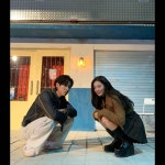 동방신기 유노윤호, 레드벨벳 슬기와 찍은 뮤비 비하인드 사진 공개 [SNS★컷]