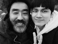 류승룡X옹성우, 이 투샷 묘하게 끌리네…‘정가네 목장’ 케미