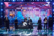 ‘조선팝어게인’ 이날치, 신곡 ‘여보나리’ 대규모 라이브 첫 공개