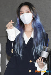 오마이걸 미미, 시크한 손하트 [포토엔HD]