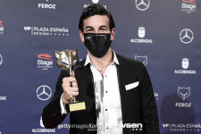 마리오 카사스, 마스크 뚫고 나오는 잘생김[포토엔HD]