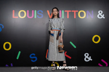 키리타니 미레이, 명품 스트라이프 패션[포토엔HD]