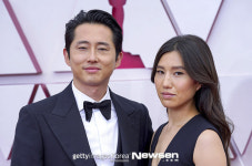 스티븐 연, 미모의 아내와 오스카 레드카펫[포토엔HD]