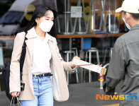 윤하, 팬에게 역조공하는 가수~[포토엔HD]