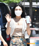 레드벨벳 조이 ‘재치있는 손인사 포즈~’ [포토엔HD]