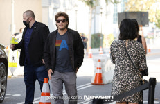 에밀 허쉬, 동네 마실나온 느낌으로 시사회 나들이[포토엔HD]