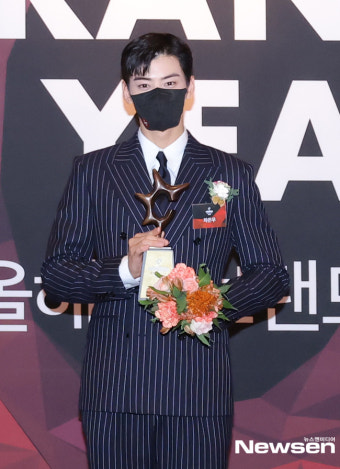 차은우, 마스크써도 역시 얼굴 천재~[포토엔HD]