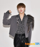 킹덤 무진, 포즈도 크리에이티브하게~[포토엔HD]