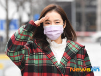 홍자, 홍대장의 청량한 경례 [포토엔HD]