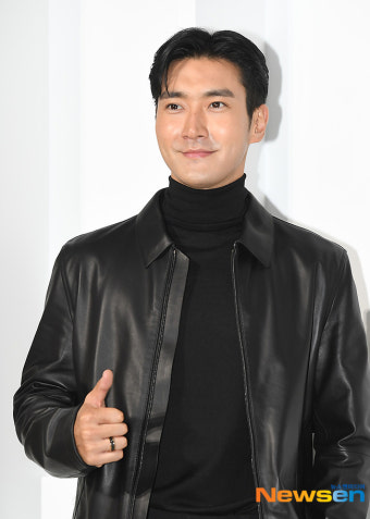 최시원, 코로나19 확진 “‘MAMA’ 불참→슈주 검사 진행중”(공식입장)