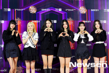 스테이씨, 매력 가득한 포즈  [포토엔HD]