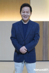 우현, 노래실력 기대하세요[포토엔HD]