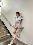 오마이걸 승희, 계단 손잡이에 쏙 들어갔네‥얼마나 마른 거야?