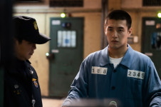 ‘인사이더’ 강하늘, 무법지대 성주교도소 입성…피땀눈물 예고