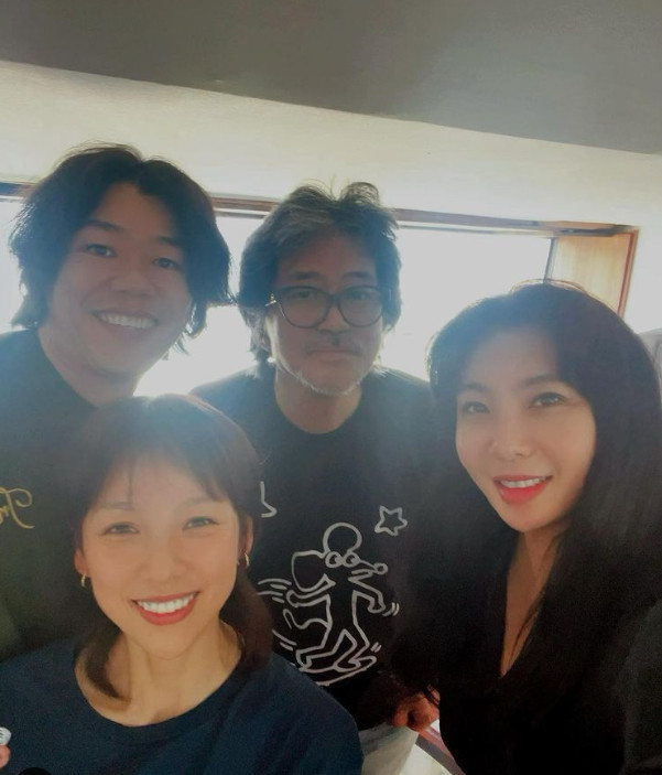 이상순, 박보검과의 특별한 만남 속 이효리의 세심한 스타일링 능력에 화제