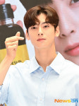 차은우, 조각 남신의 하트 [포토엔HD]