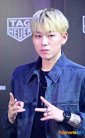 지코, 포즈는 이렇게[포토엔HD]