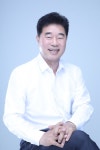 38년 섬유사업가 허도, 생애 첫 앨범 내고 가수 데뷔