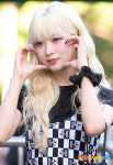 빌리 하루나, 금발의 인형[포토엔HD]