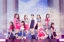 JYP 니쥬, 日 돔 콘서트 개최…여성 가수 최단기록