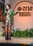 MC 박경림, 독특하게 화사한 패션으로 [포토엔HD]