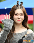 빌리 츠키, 러블리한 레드립 [포토엔HD]