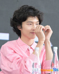 홍경, 러블리한 팬서비스[포토엔HD]