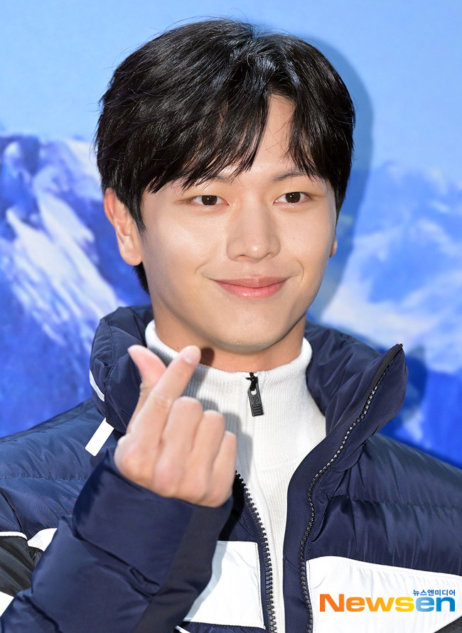 귀궁 제작 발표회, 육성재와 김지연의 케미 화제!