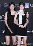 아이브 안유진-장원영, 서로 자리 양보하는 ‘안녕즈’ [포토엔HD]